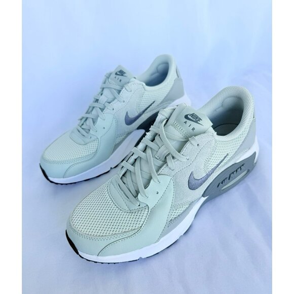* 10 WOMEN'S NIKE AIR MAX EXCEE LIGHT GRAY DC5432-012 SPORTSWEAR - Picture 3 of 9